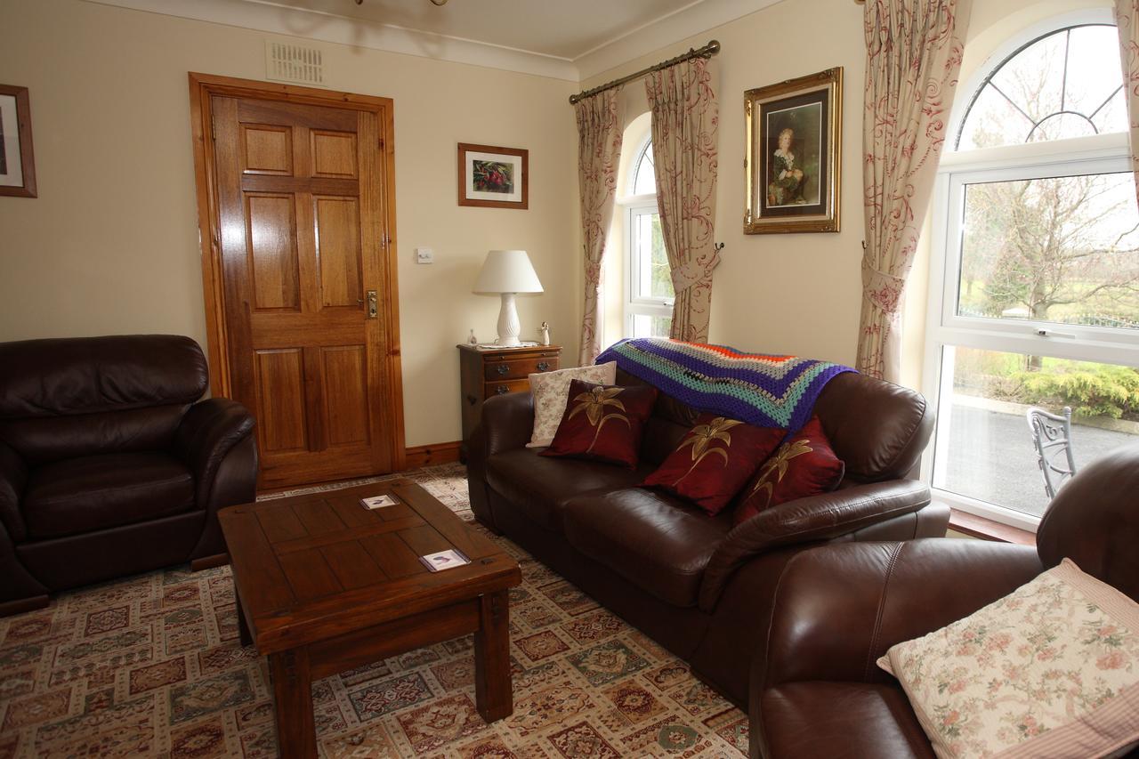 Pettigoe Avondale Farmhouse B&B מראה חיצוני תמונה